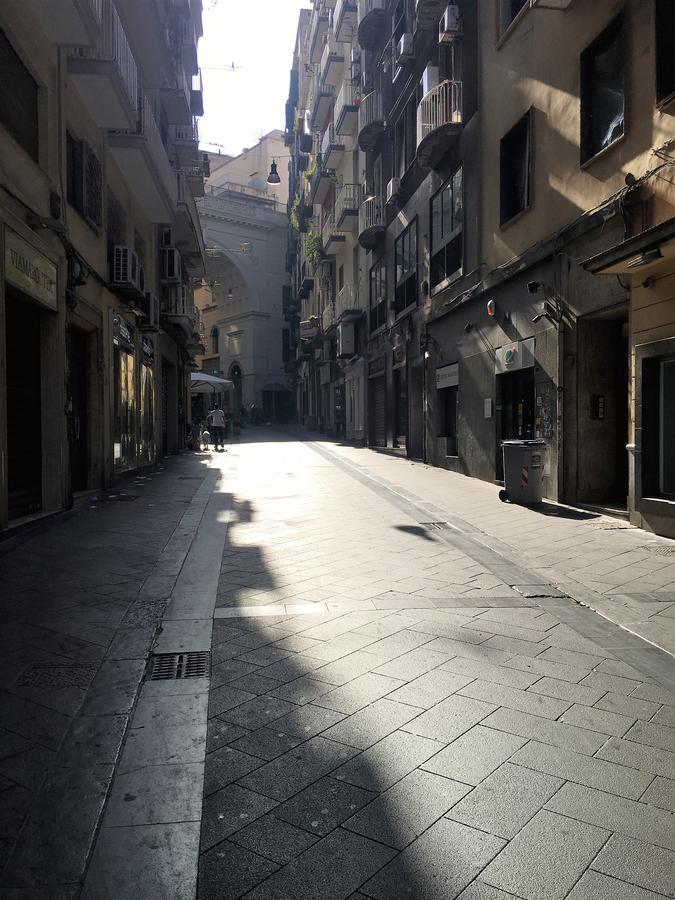 Medusa Chiaia 164 * Napoli