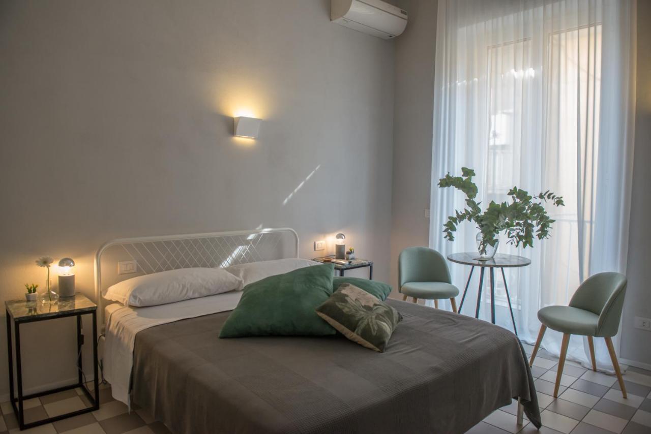 Medusa Chiaia 164 Bed & Breakfast